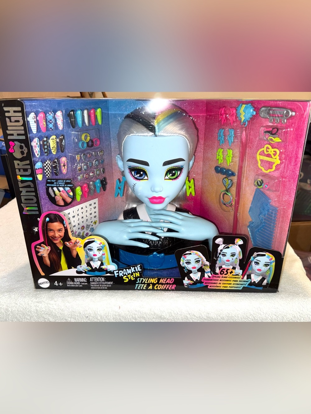 Monster High Frankie Stein Styling Head Doll with Accessories, NIB